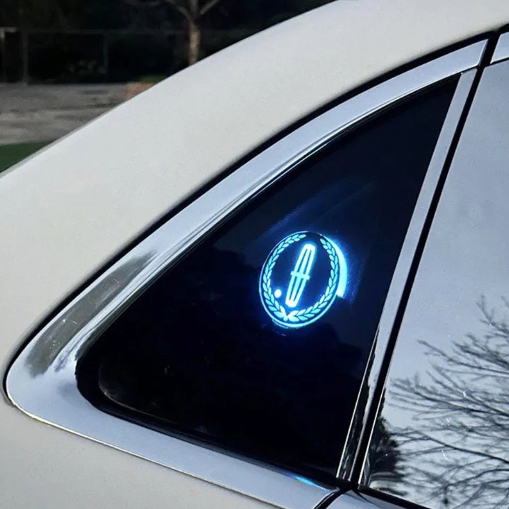 Aufladbares LED-Autologo – Neonlichteffekt