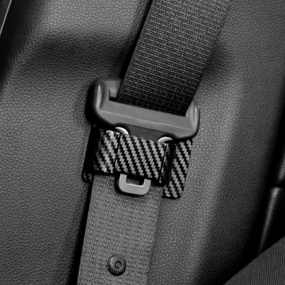 Veiligheidsgordelclip voor universele anti-rammel-, koolstofsoldeer- en anti-schudfunctie, betrouwbaar en duurzaam.