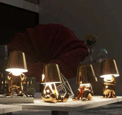 „Der Denker“ – Designlampe