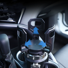 Ausziehbarer Getränkehalter fürs Auto – Installation in einer Sekunde